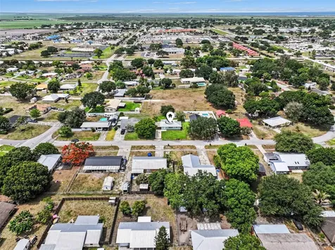 205 E Sugarland Circle Clewiston FL 33440