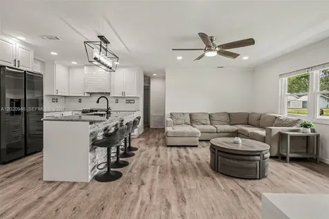 205 E Sugarland Circle Clewiston FL 33440