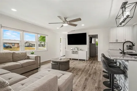 205 E Sugarland Circle Clewiston FL 33440