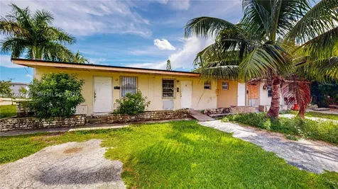 1478 NW 2nd Avenue Florida City FL 33034