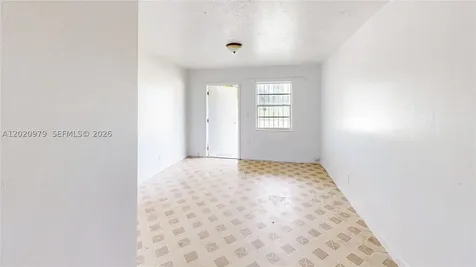 1478 NW 2nd Avenue Florida City FL 33034
