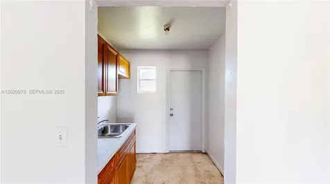 1478 NW 2nd Avenue Florida City FL 33034