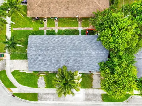 1478 NW 2nd Avenue Florida City FL 33034