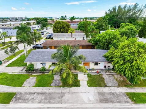 1478 NW 2nd Avenue Florida City FL 33034
