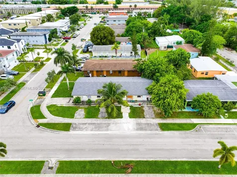 1478 NW 2nd Avenue Florida City FL 33034