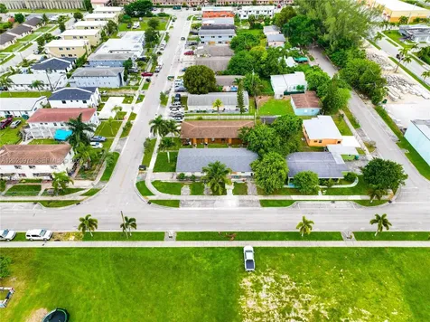 1478 NW 2nd Avenue Florida City FL 33034