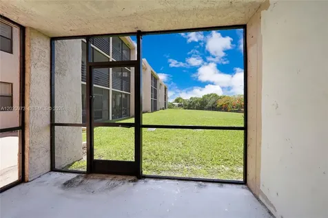 10466 Sunrise Lakes Boulevard Sunrise FL 33322