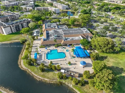 10466 Sunrise Lakes Boulevard Sunrise FL 33322