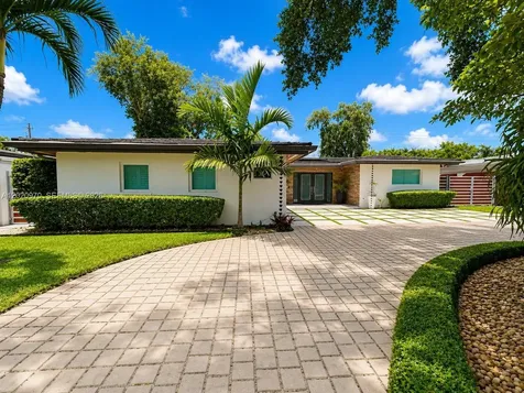 95 Shore Drive W Miami FL 33133