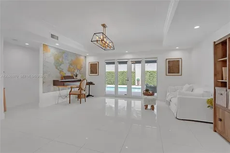 95 Shore Drive W Miami FL 33133