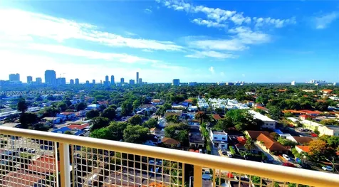 900 SW 8th Street Miami FL 33130