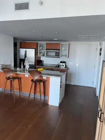 185 SW 7th Street Miami FL 33130