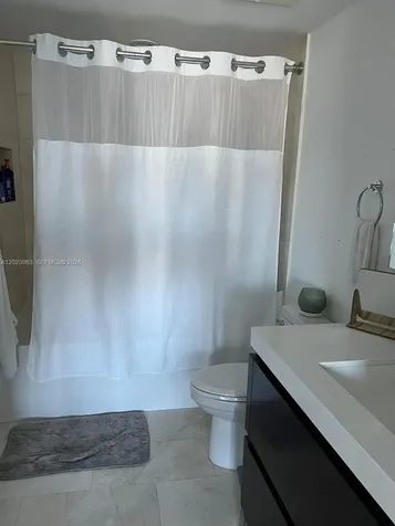 185 SW 7th Street Miami FL 33130