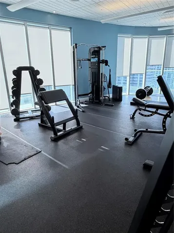 185 SW 7th Street Miami FL 33130