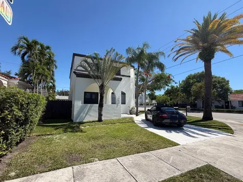 1703 SW 16th Terrace Miami FL 33145