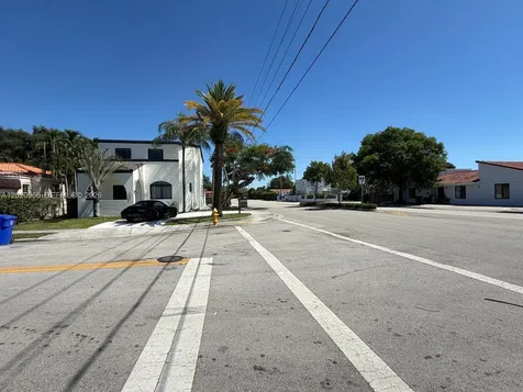 1703 SW 16th Terrace Miami FL 33145