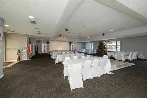 1810 SW 81st Avenue North Lauderdale FL 33068