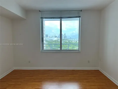 325 S Biscayne Bl Miami FL 33131