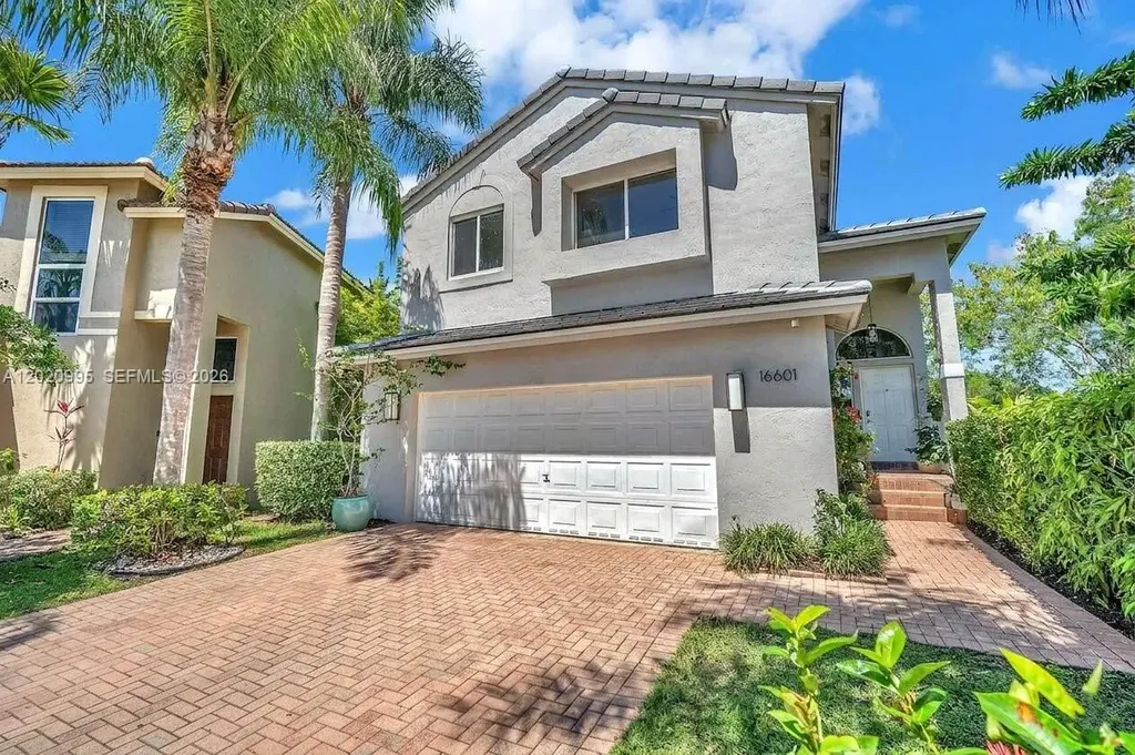 16601 Sapphire Manor Weston FL 33331