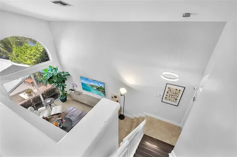 16601 Sapphire Manor Weston FL 33331