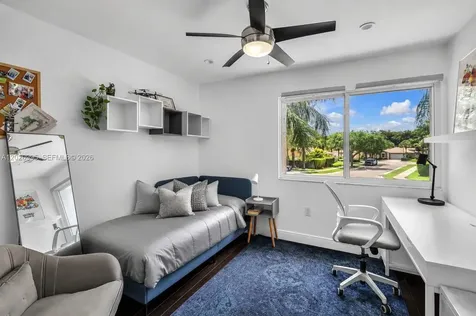16601 Sapphire Manor Weston FL 33331
