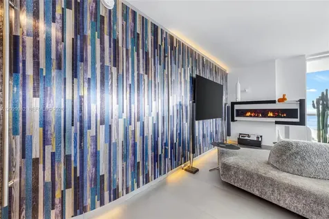 6365 Collins Avenue Miami Beach FL 33141