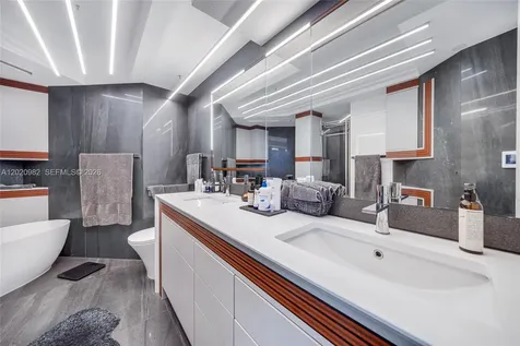 6365 Collins Avenue Miami Beach FL 33141