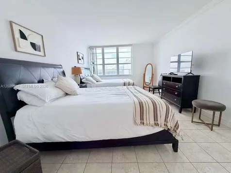100 Lincoln Road Miami Beach FL 33139