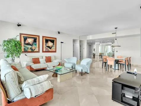10101 Collins Avenue Bal Harbour FL 33154