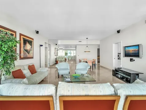 10101 Collins Avenue Bal Harbour FL 33154