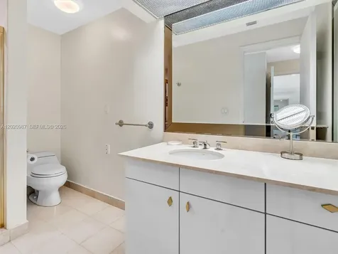10101 Collins Avenue Bal Harbour FL 33154
