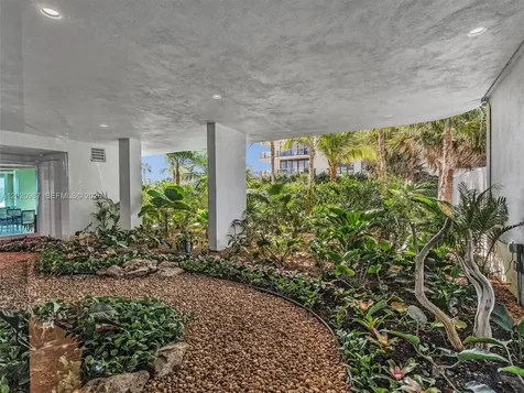 10101 Collins Avenue Bal Harbour FL 33154