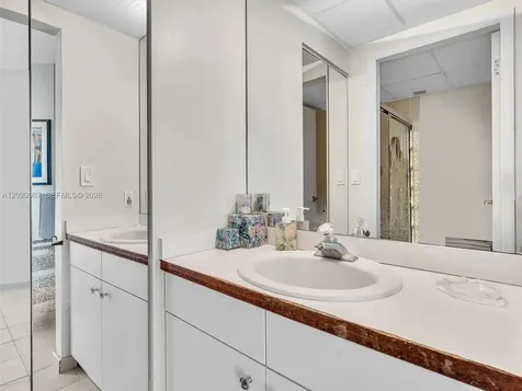 10101 Collins Avenue Bal Harbour FL 33154