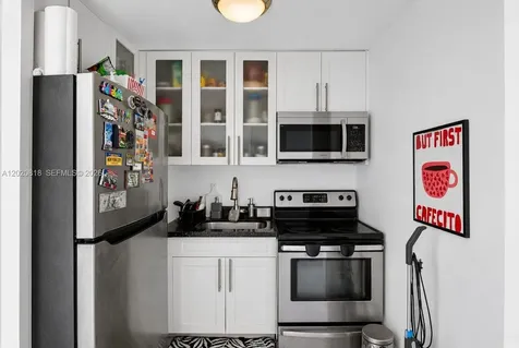 7904 West Drive North Bay Village FL 33141