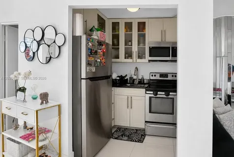 7904 West Drive North Bay Village FL 33141