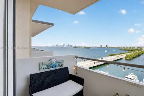 7904 West Drive North Bay Village FL 33141