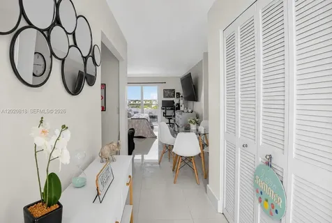 7904 West Drive North Bay Village FL 33141