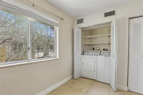 6235 SW 47th Manor Davie FL 33314