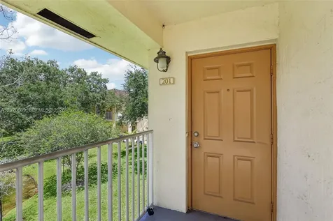 6235 SW 47th Manor Davie FL 33314