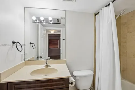 6235 SW 47th Manor Davie FL 33314