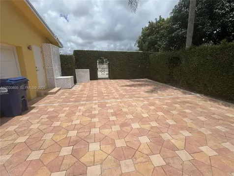 8605 SW 106th Street Miami FL 33156