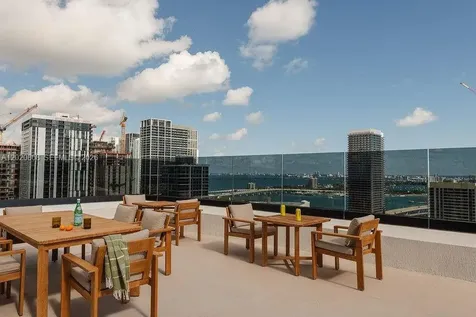 225 N Miami Avenue Miami FL 33128