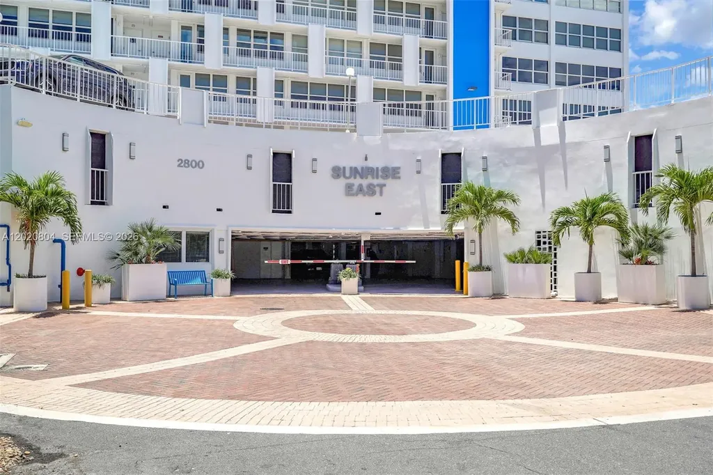2800 E Sunrise Boulevard Fort Lauderdale FL 33304