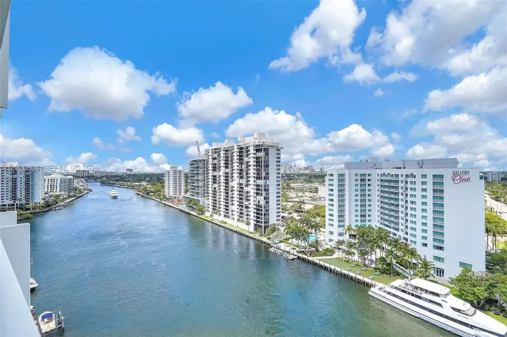 2800 E Sunrise Boulevard Fort Lauderdale FL 33304