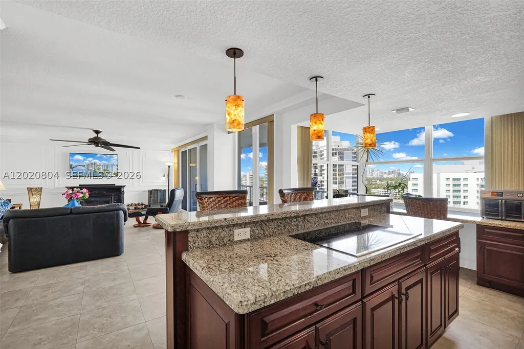 2800 E Sunrise Boulevard Fort Lauderdale FL 33304