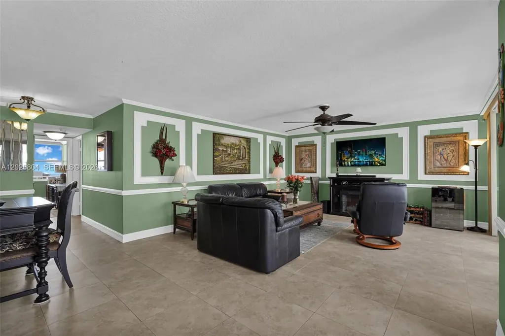 2800 E Sunrise Boulevard Fort Lauderdale FL 33304