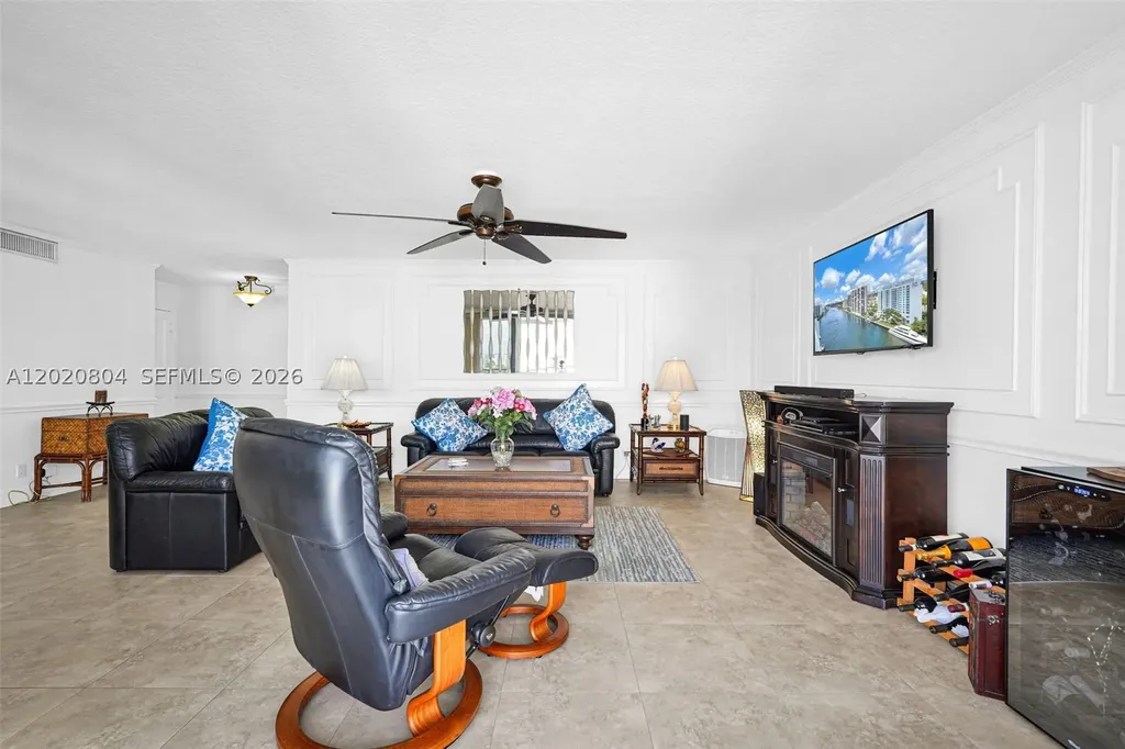 2800 E Sunrise Boulevard Fort Lauderdale FL 33304