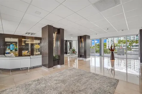2800 E Sunrise Boulevard Fort Lauderdale FL 33304