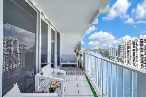 2800 E Sunrise Boulevard Fort Lauderdale FL 33304