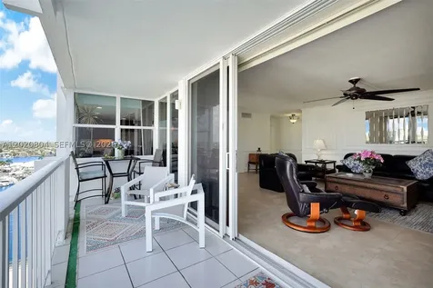 2800 E Sunrise Boulevard Fort Lauderdale FL 33304